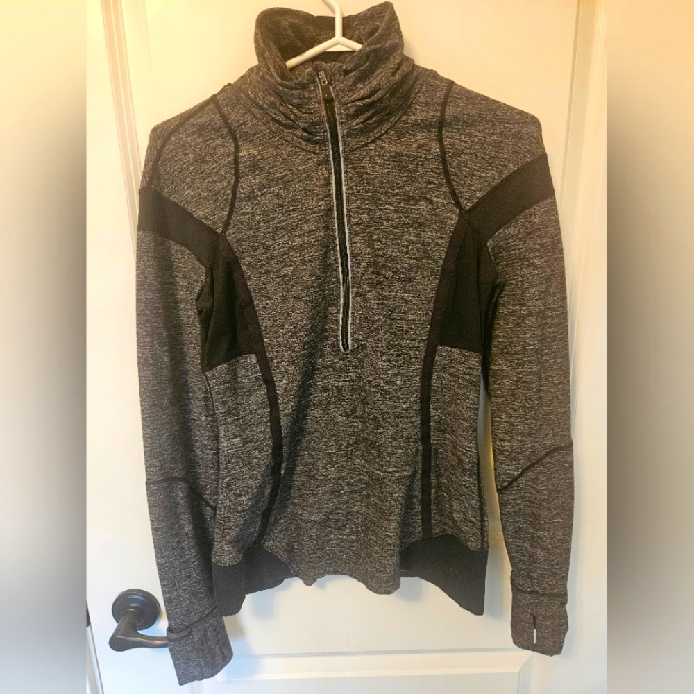 Lululemon top